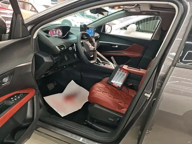 Peugeot 4008 — Фото автомобиля 14