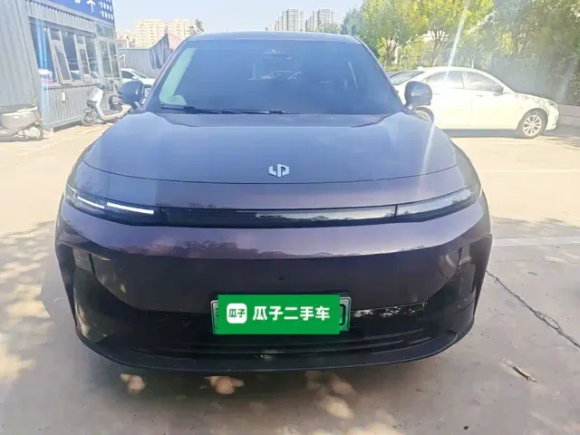 Leapmotor B10 — Фото автомобиля 2