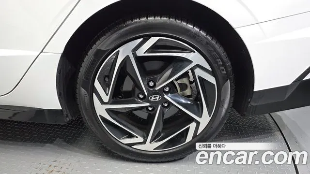 Hyundai Sonata — Фото автомобиля 5