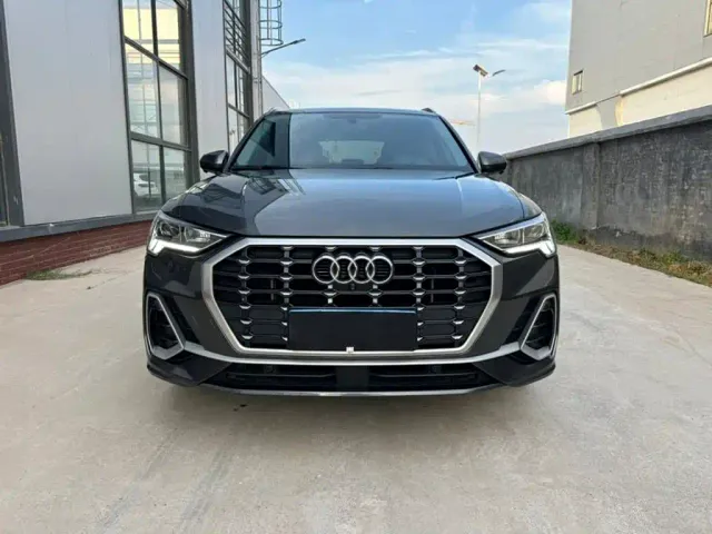 Audi Q3 — Фото автомобиля 2