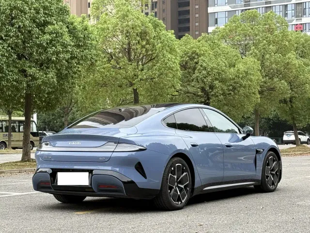 Xiaomi SU7 — Фото автомобиля 4