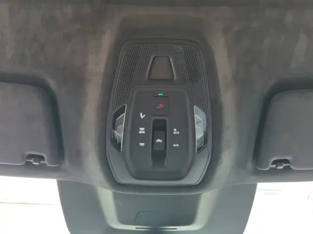 Audi Q6L e-tron — Фото автомобиля 17