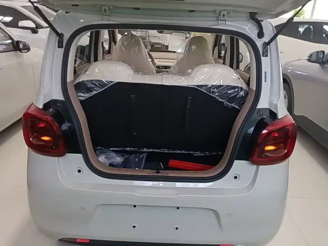 Wuling Hongguang Mini EV — Фото автомобиля 18