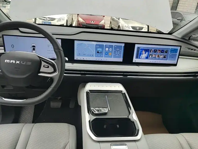 Maxus Dajia 7 — Фото автомобиля 12