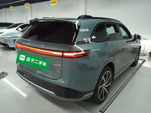 Xpeng G9 — Фото автомобиля 6