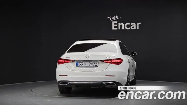 Mercedes-Benz C-Class — Фото автомобиля 2