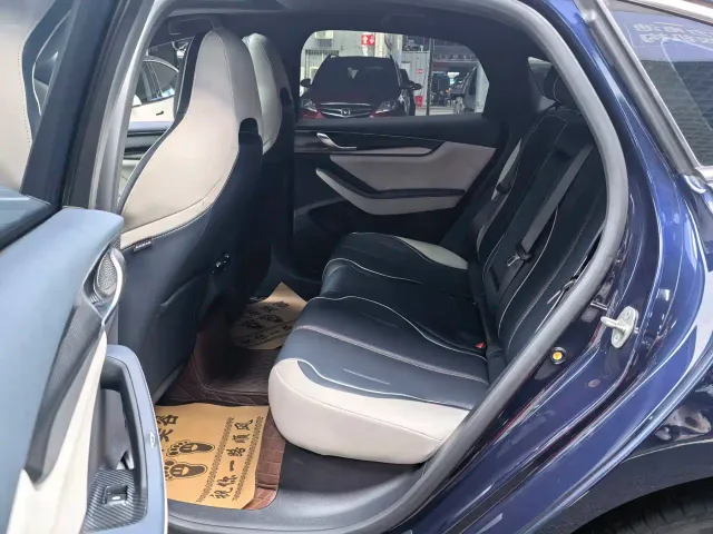 BYD Qin PLUS — Фото автомобиля 9