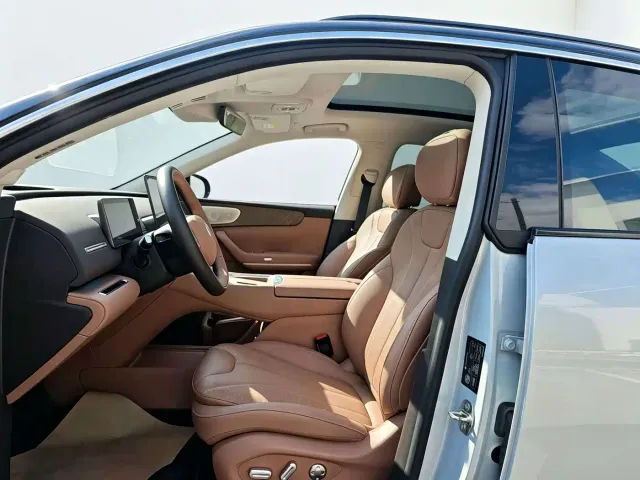 Leapmotor C11 — Фото автомобиля 4