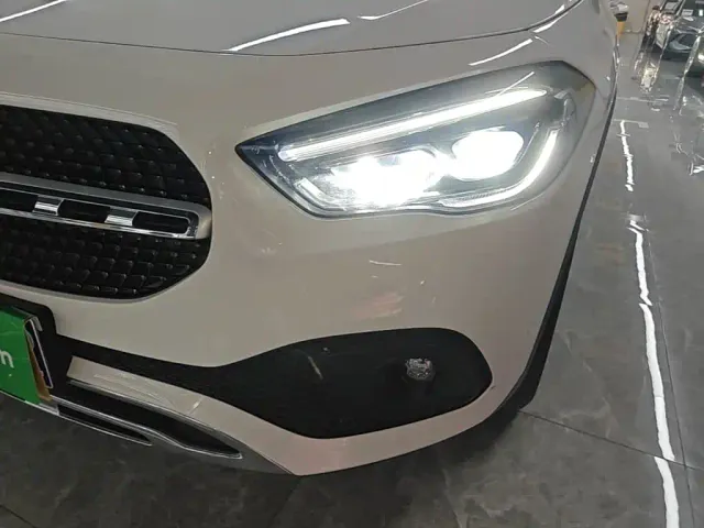 Mercedes-Benz GLA-Class — Фото автомобиля 23