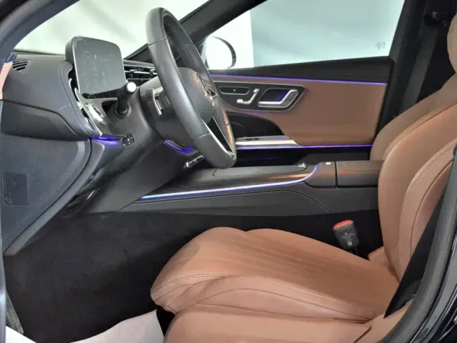Mercedes-Benz E-Class — Фото автомобиля 7
