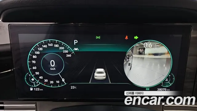 Hyundai Grandeur New — Фото автомобиля 11