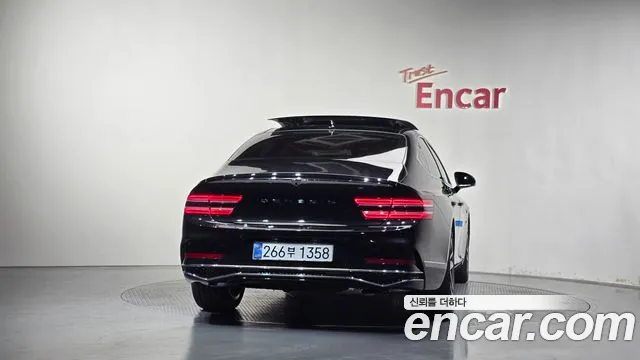 Genesis G80 Бензин 2.5 турбо AWD — Фото автомобиля 3