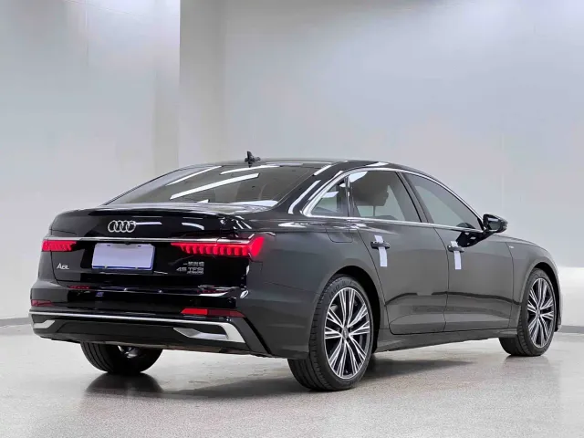 Audi A6L — Фото автомобиля 4