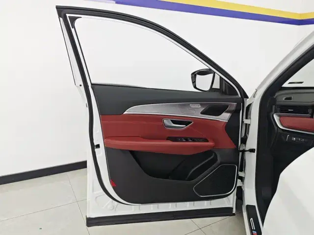 Jetour X70 Plus — Фото автомобиля 7