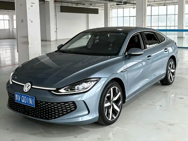 Volkswagen Lamando — Фото автомобиля 3