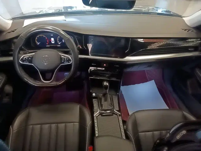 Volkswagen Passat — Фото автомобиля 9