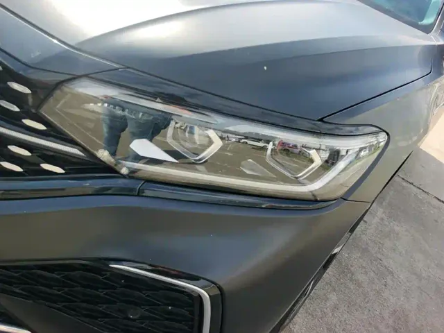 Volkswagen Passat — Фото автомобиля 5