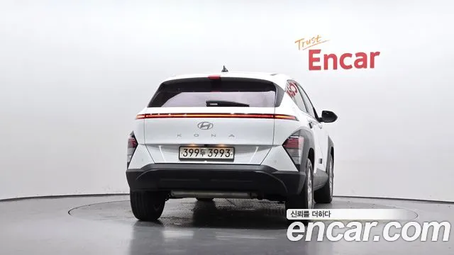 Hyundai Kona SX2 — Фото автомобиля 4