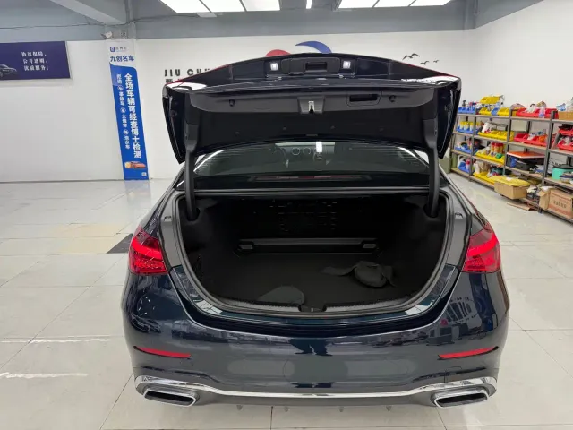 Mercedes-Benz C-Class — Фото автомобиля 12