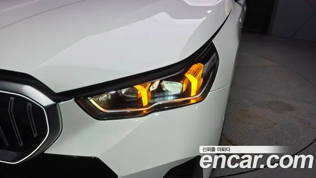 BMW 5-Series 5 серия (G60) 530i xDrive M Sport — Фото автомобиля 16