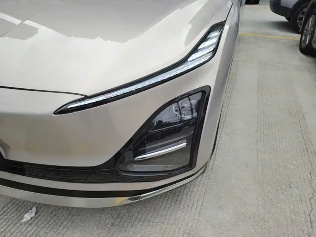 Wuling Starlight — Фото автомобиля 23