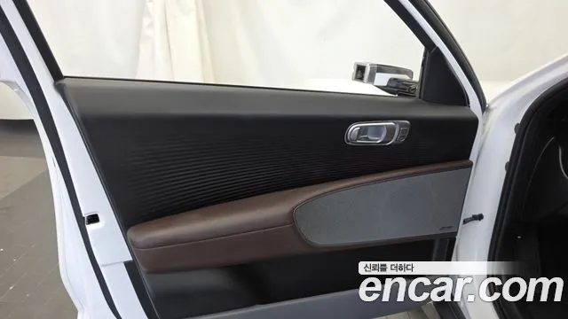 Hyundai Ioniq 6 — Фото автомобиля 13