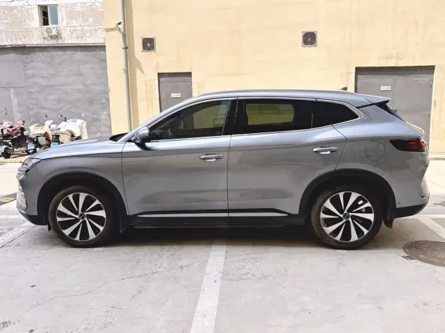 BYD Song PLUS — Фото автомобиля 17
