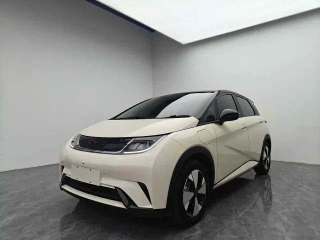 Фотография автомобиля — BYD Dolphin
