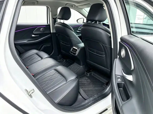 Chery Arrizo 8 — Фото автомобиля 6