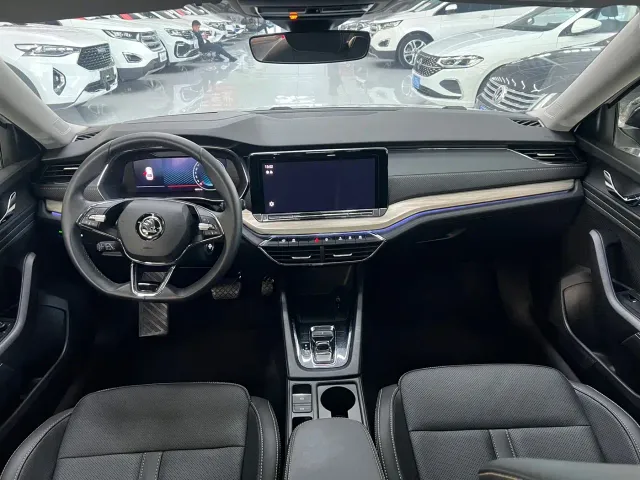 Skoda Octavia — Фото автомобиля 5