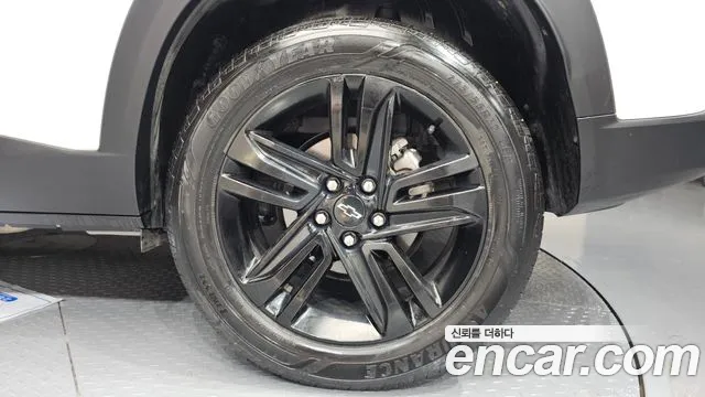 ChevroletGMDaewoo Trax Trax Кроссовер — Фото автомобиля 21