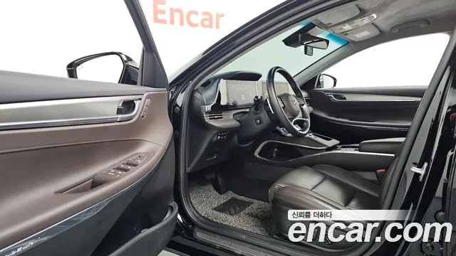 Hyundai Grandeur Grandeur (New) — Фото автомобиля 10
