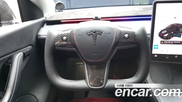 Tesla Model Y — Фото автомобиля 13