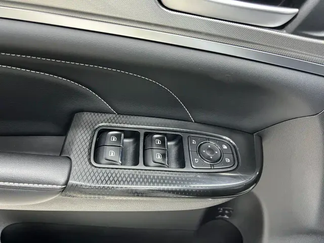 Haval M6 — Фото автомобиля 10