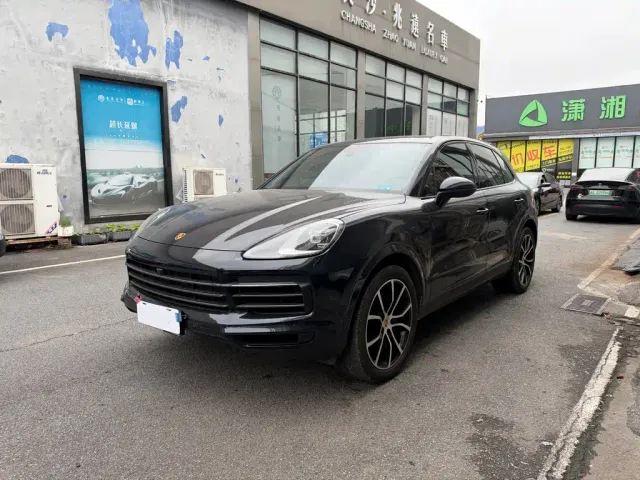 Фотография автомобиля — Porsche Cayenne