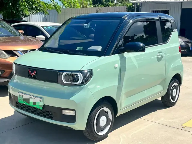 Фотография автомобиля — Wuling Hongguang Mini EV