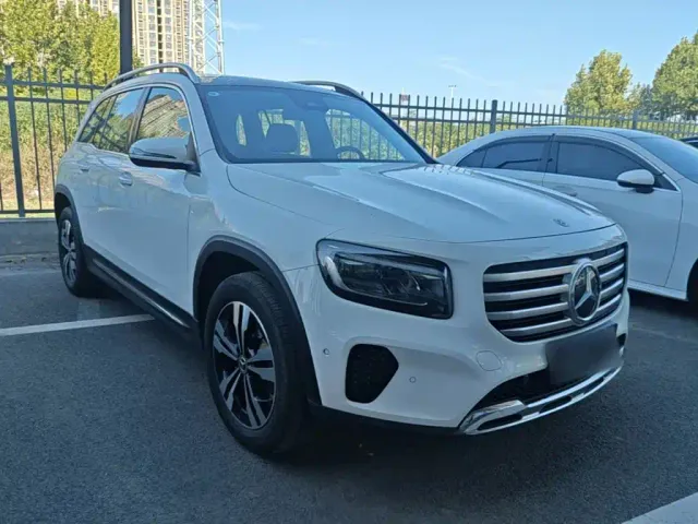 Mercedes-Benz GLB-Class — Фото автомобиля 3