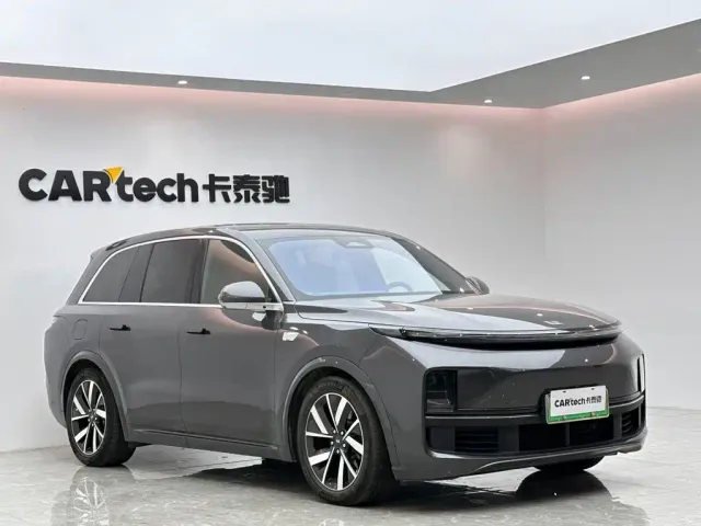 Li Auto L8 — Фото автомобиля 6