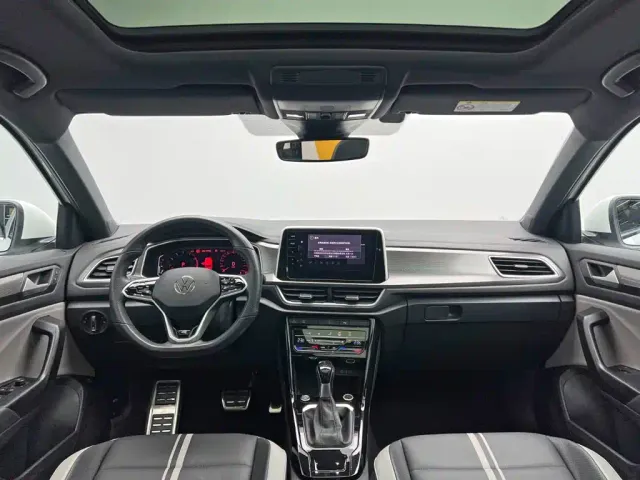 Volkswagen T-Roc — Фото автомобиля 22