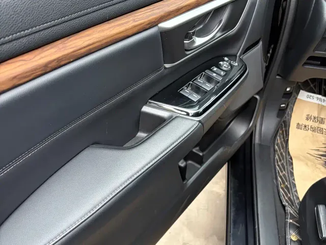 Honda CR-V — Фото автомобиля 12