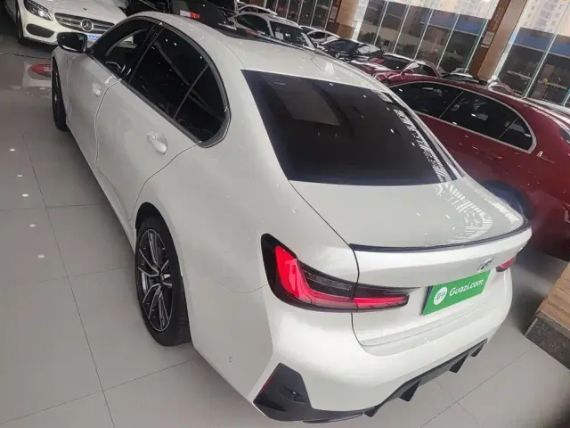 BMW 3 Series — Фото автомобиля 5