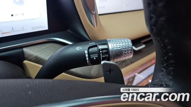 Genesis G90 Бензин 3.5 турбо AWD — Фото автомобиля 28
