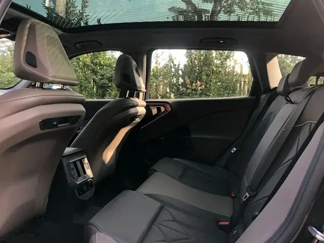 BMW X3 — Фото автомобиля 10