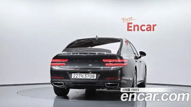 Genesis G80 RG3 — Фото автомобиля 4