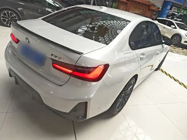 BMW 3 Series — Фото автомобиля 4