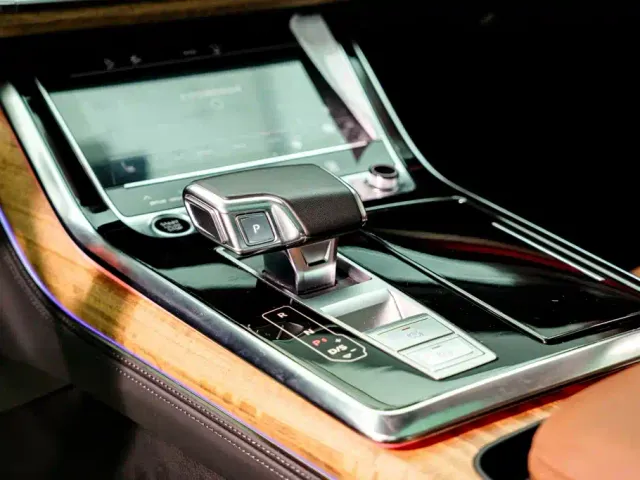 Audi Q7 — Фото автомобиля 12