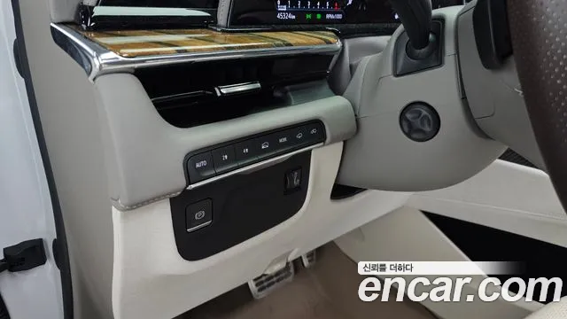 Cadillac Escalade Escalade 5 поколение — Фото автомобиля 22