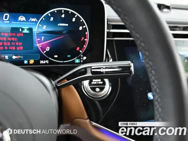 Mercedes-Benz E-Class — Фото автомобиля 9