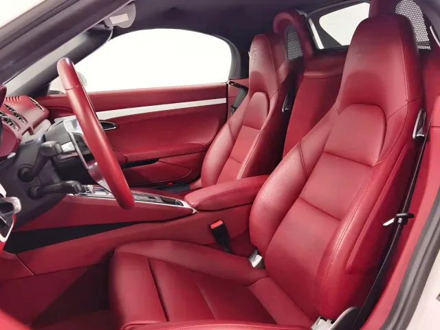 Porsche 718 — Фото автомобиля 10