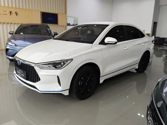 Фотография автомобиля — BYD e3